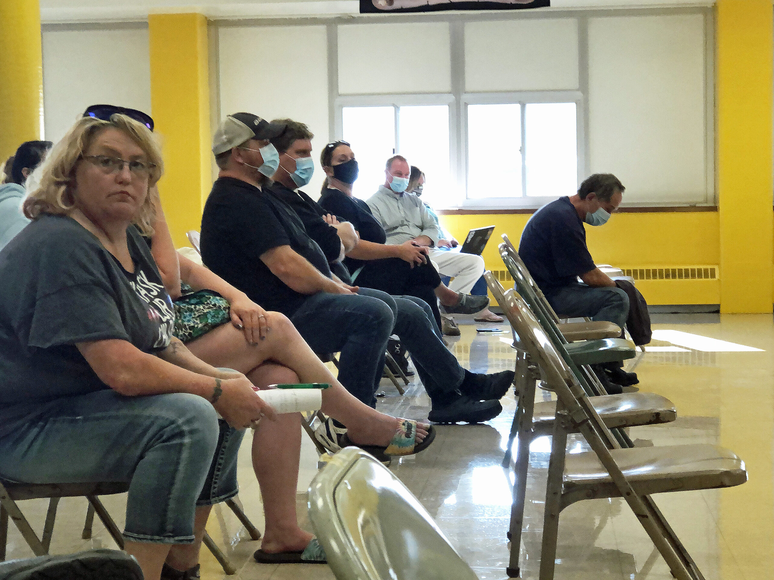 School board upholds mask mandate for Falls schools